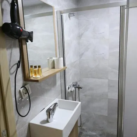 Aras Otel *